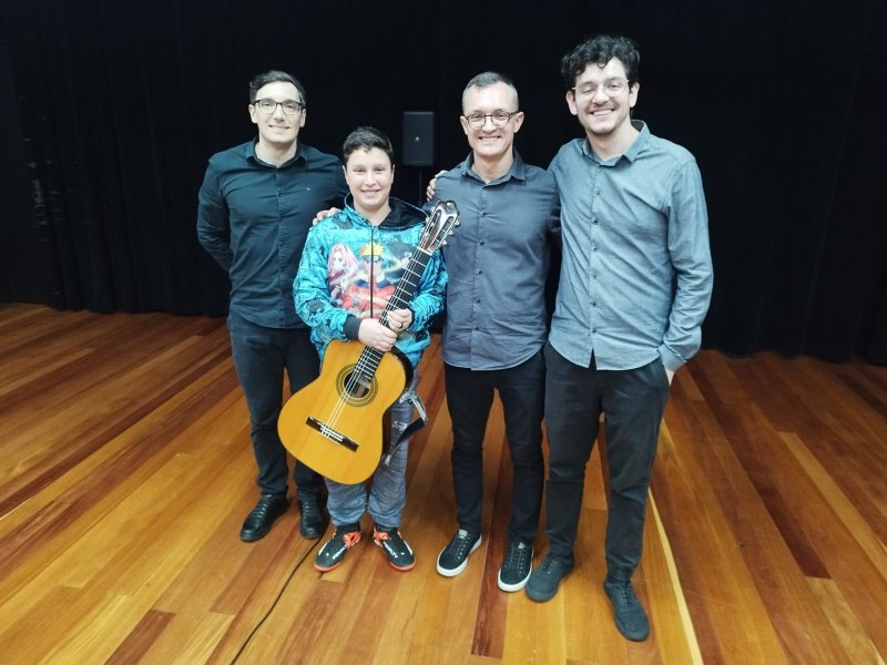 Recital Cordas em Movimento
