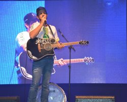 O cantor Sorocaba participou do lançamento da EFAPI 2017 e ao lado de Fernando será a primeira atração da expo-feira.