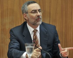 Embaixador do Brasil na Col&ocirc;mbia, J&uacute;lio Bitelli - palestrante do Semin&aacute;rio 