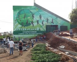 Espa&ccedil;o p&uacute;blico &eacute; adotado e vira p&aacute;tio em Chapec&oacute;