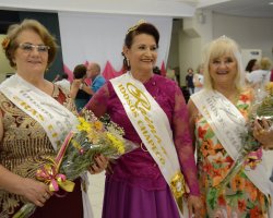 Rainha e Princesas dos idosos de Chapec&oacute;