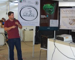 Professor Jos&eacute; da Rocha apresentou aspectos que devem ser observados no animal