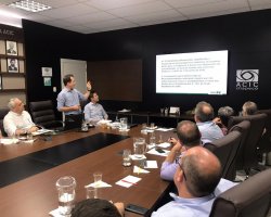 Reunião na ACIC | MB Comunicação