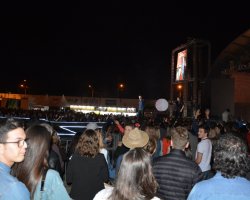 Dupla El Baile fez o p&uacute;blico dan&ccedil;ar na Arena de Shows