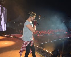 Luan Santana cantou os maiores sucessos da carreira