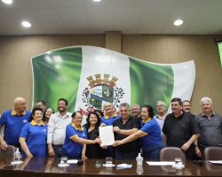 Assinatura de pacote de obras