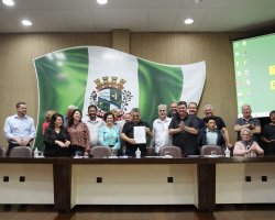 Assinatura de pacote de obras