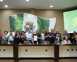 Assinatura de pacote de obras