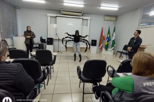 Capacita&ccedil;&atilde;o integra coleta de res&iacute;duos e combate &agrave; dengue