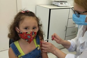 Chapecó terá vacinação de crianças sem agendamento, no sábado, na UFFS e Alta Floresta