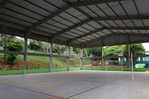 Mãos à Obra: Nova quadra coberta é construída no bairro Seminário
