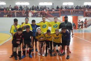 Equipes do Programa Atleta do Futuro disputam Copa Amizade de Futsal