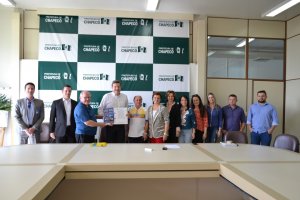 Associa&ccedil;&atilde;o doa terrenos ao Munic&iacute;pio