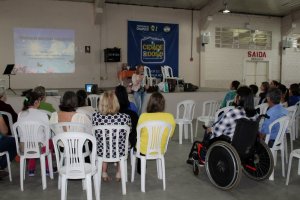 Evento comemora Dia do Artes&atilde;o em Chapec&oacute;