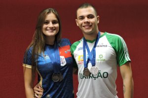 Nadador Chapecoense é vice-campeão Sulbrasileiro