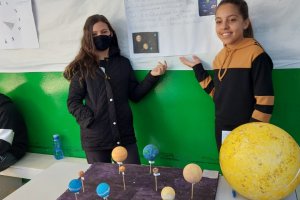 Mostra de Conhecimento instiga alunos a aprender por meio da pesquisa