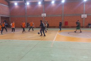Torneio de Basquete promove integra&ccedil;&atilde;o entre estudantes da EBM Andr&eacute; Ant&ocirc;nio Marafon