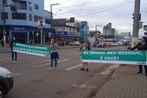 Prefeitura realiza a&ccedil;&otilde;es de conscientiza&ccedil;&atilde;o ambiental