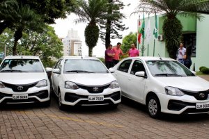  Secretaria de Sa&uacute;de recebe ve&iacute;culos novos