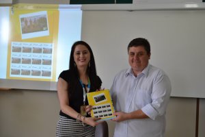 ​Lan&ccedil;ado oficialmente selo personalizado Monumento 100 anos de Chapec&oacute;