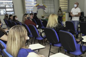 Secretaria de Educação realiza novo encontro de formação continuada