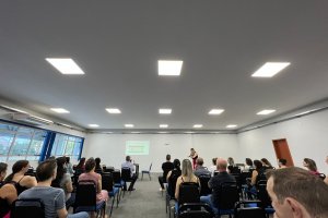 Secretaria de Saúde de Chapecó promove capacitação sobre a Dengue