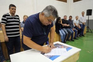 Prefeitura lan&ccedil;a licita&ccedil;&atilde;o de R$ 4,6 milh&otilde;es em pavimenta&ccedil;&atilde;o no Vila Real e projeta mais 22 trechos