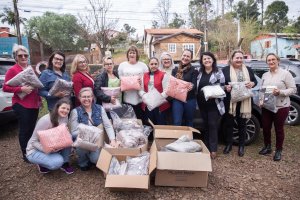 Fam&iacute;lias do CRAS Semin&aacute;rio recebem cobertores