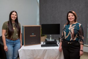 Secretaria de Educa&ccedil;&atilde;o realiza entrega de novos computadores para as institui&ccedil;&otilde;es municipais