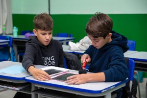 Estudantes da EBM Andr&eacute; Marafon produzem literatura de cordel