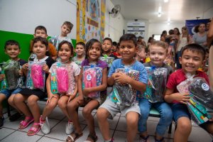EBM Realeza recebe Kits de material escolar do COMJOVEM/SITRAN