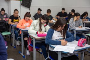 Secretaria de Educa&ccedil;&atilde;o realiza avalia&ccedil;&atilde;o para mais de 13,9 mil estudantes