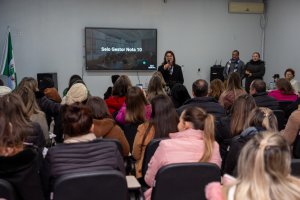 Secretaria de Educa&ccedil;&atilde;o lan&ccedil;a o selo "Gestor Nota 10"