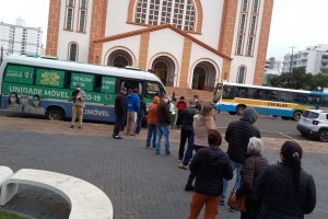 Vacim&oacute;vel far&aacute; vacina de Influenza e Covid tamb&eacute;m neste s&aacute;bado