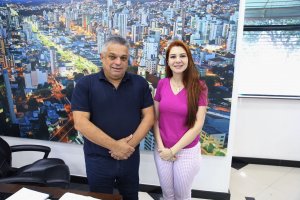 Em visita ao prefeito de Chapec&oacute; deputada destina R$ 500 mil para a Cultura