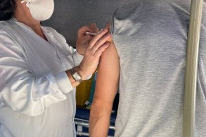 Saúde alerta população para necessidade da terceira dose contra a Covid
