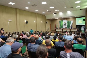 Administra&ccedil;&atilde;o anuncia reajuste de 13 a 14% para servidores municipais