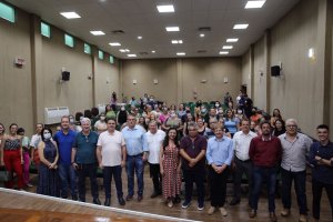 Sancionada lei que reajusta para R$ 6,8 mil o sal&aacute;rio de 90% dos professores municipais