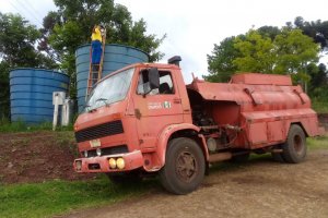 Chapec&oacute; leva &aacute;gua para 20 comunidades do interior
