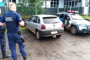 Guarda Municipal e Agentes de Tr&acirc;nsito localizam ve&iacute;culos furtados