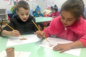 Arte rupestre &eacute; ensinada em CEIM de Chapec&oacute;