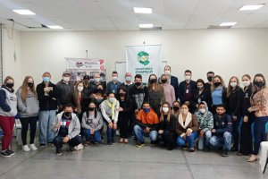 Iniciam aulas de informática do Oportuniza Chapecó