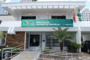 Biblioteca P&uacute;blica Municipal de Chapec&oacute; completa 81 anos de funda&ccedil;&atilde;o