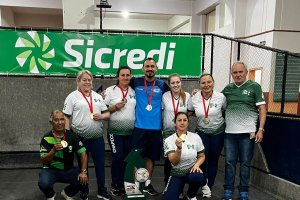 Prefeitura de Chapec&oacute;/Coopertrax disputa 23&ordf; Ta&ccedil;a Brasil de Clubes de Bocha feminino