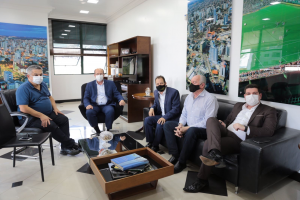 Comitiva de Brusque vem conhecer ações de Chapecó