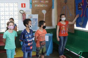 Escola de Chapecó realiza Feira do Conhecimento de Ciências