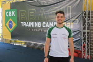 Meeting de Karatê com melhores do país tem atleta chapecoense