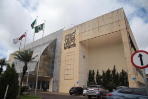 Governador vem a Chapecó assinar pacote de obras