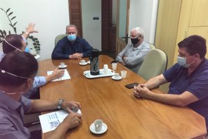 Administra&ccedil;&atilde;o recebe Acic para tratar das mudan&ccedil;as de tr&acirc;nsito