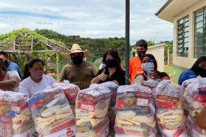 Assist&ecirc;ncia Social entrega 300 cestas b&aacute;sicas na Aldeia Kond&aacute;